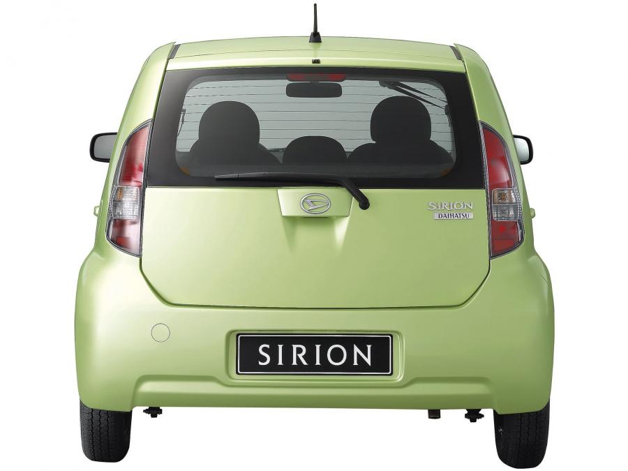  Daihatsu Sirion 2005 года  (фото 7 из 16)